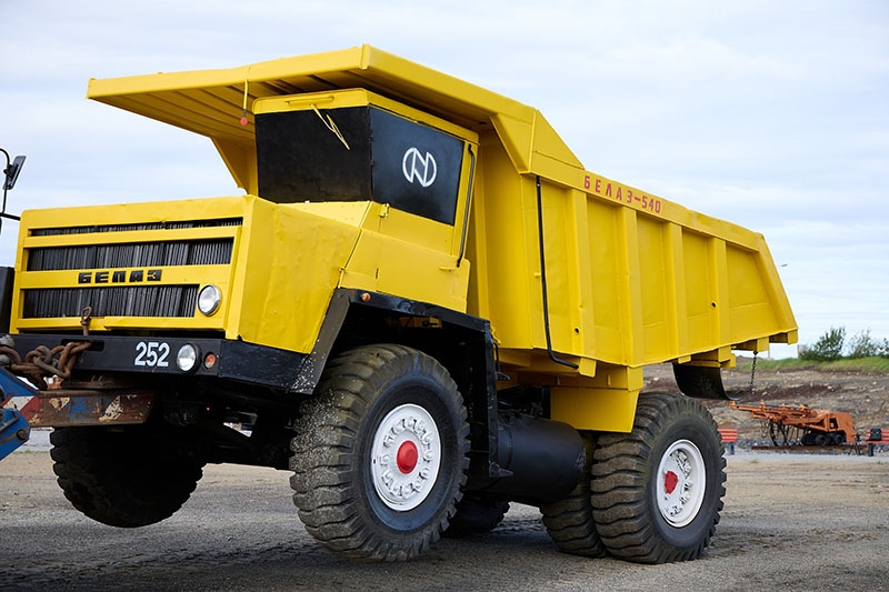 Музей техники на площади Металлургов в Никеле — новый туристический бренд Мурманской области