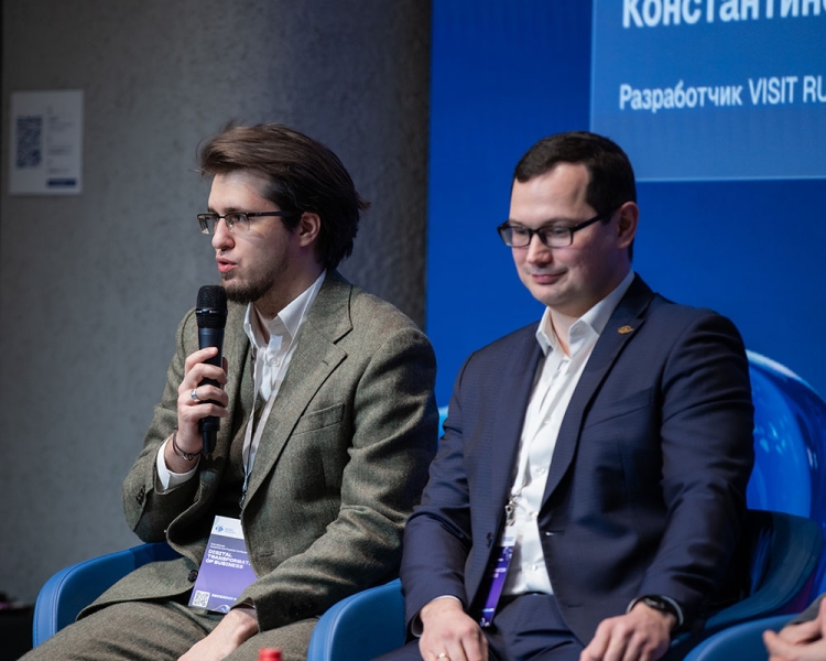 ИИ-визионеры, междисциплинарные компетенции и оптимизация посика: цифровизацию туризма обсудили в РУДН